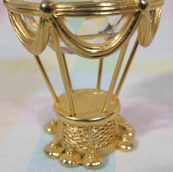 Swarovski Trimlite Giftware Golden Hot Air Balloon with Rainbow prism effect - Picture 5 of 7